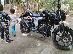 TVS Apache RTR 160 4V